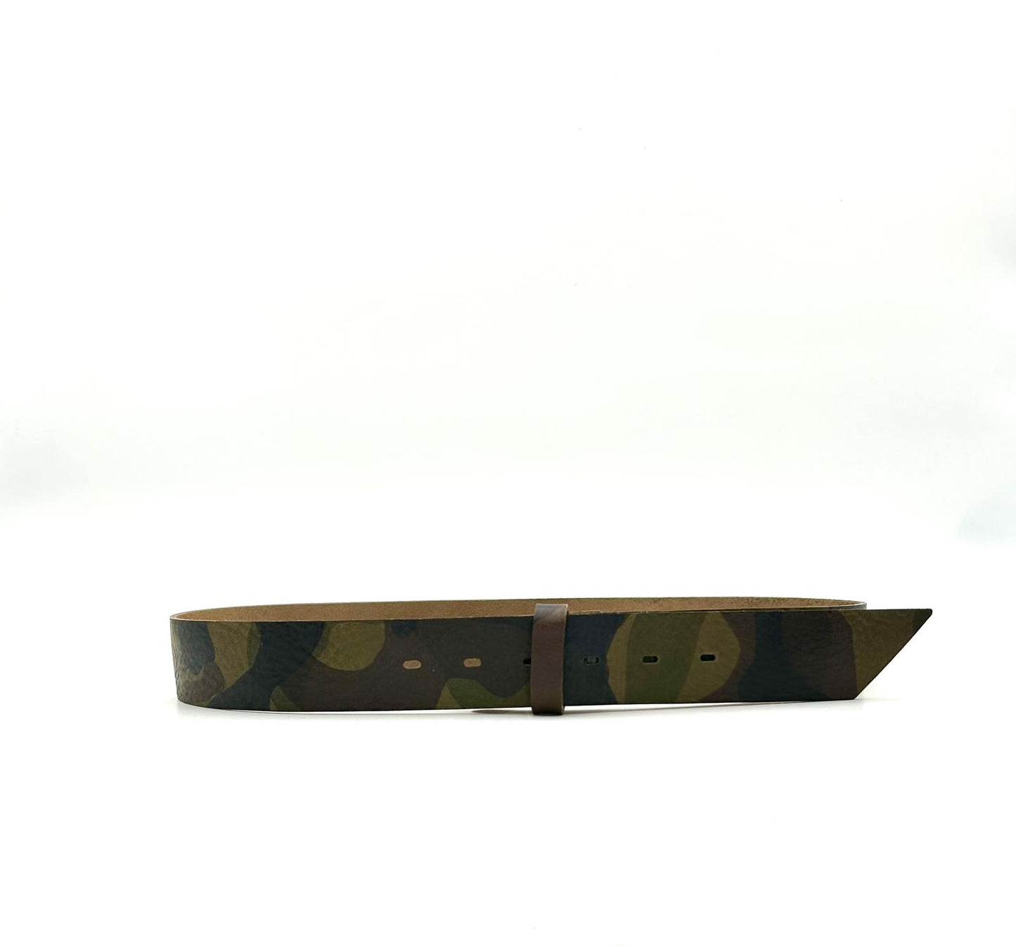 CAMOUFLAGE
